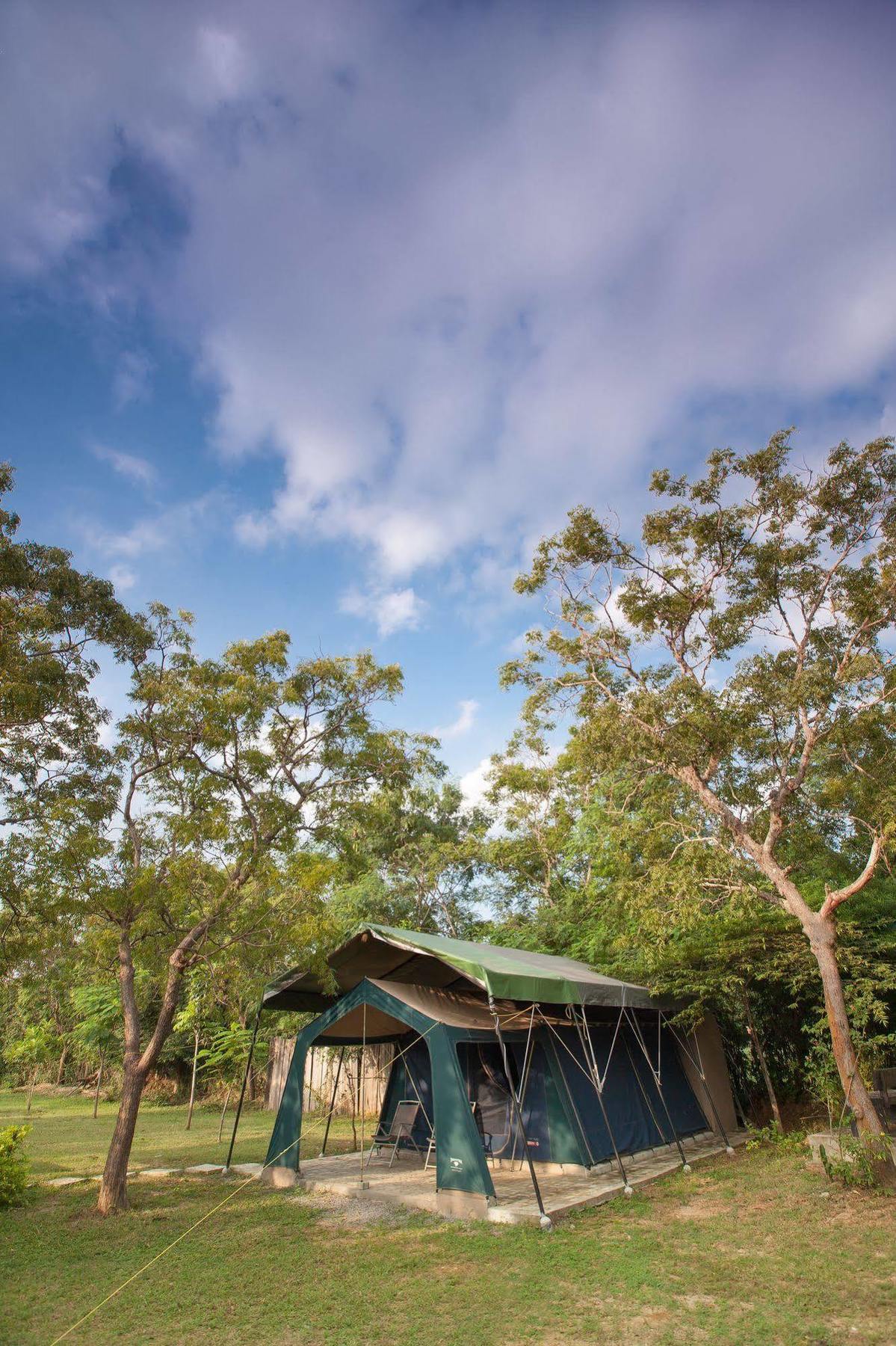 Yala Villa Kirinda  Exterior photo